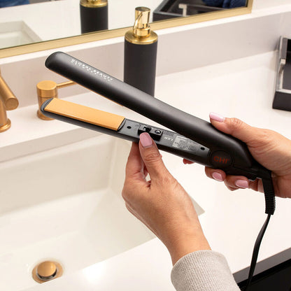 The CHI 1 Inch Original Ceramic Hairstyling Iron